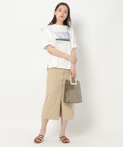 mysty woman(ミスティウーマン)の「アソートフォトTシャツ 947457(Tシャツ/カットソー・レディース・ホワイト/アイボリー/オフホワイト・FREE)」の12枚目の写真