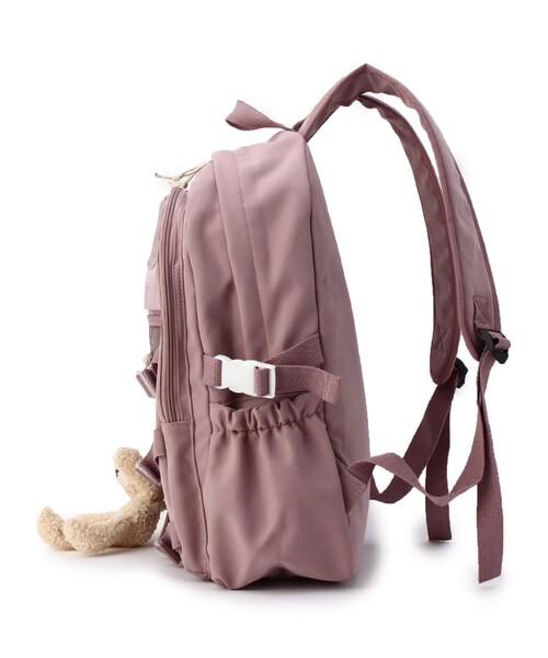 Ober Tashe（オーバータッシェ）の「【多収納】くまチャーム付きデイパック（バックパック/リュック・レディース・ブルー/アイボリー/ブラック/ピンク系・FREE）」の8枚目の写真