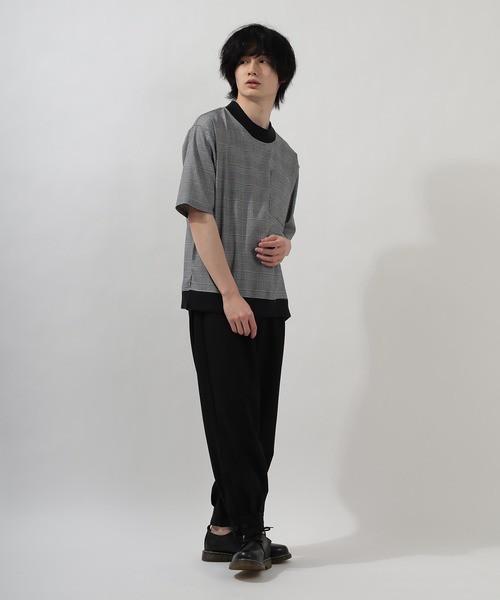 SlashDate(スラッシュデイト)の「スムース配色リブモックネックTシャツ/ビッグシルエット/ユニセックス(Tシャツ/カットソー・メンズ・ブラック/モカ/グレー/ベージュ/チェック・M/L/XL)」の10枚目の写真