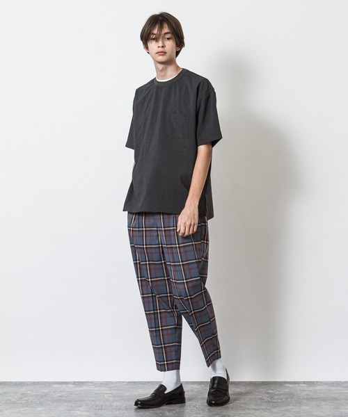 SLICK(スリック)の「リランチェストレッチスリットTシャツ(Tシャツ/カットソー・メンズ・チャコールグレー/ネイビー/サックスブルー/アイボリー・1/2/3)」の6枚目の写真