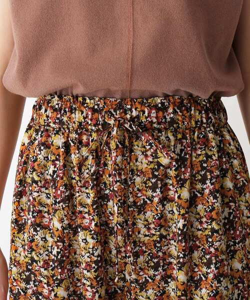 AG by aquagirl(エージーバイアクアガール)の「◆フラワーパターンワイドパンツ【GISELeコラボ商品】(その他パンツ・レディース・ガンメタ/イエロー系9・38/36)」の5枚目の写真