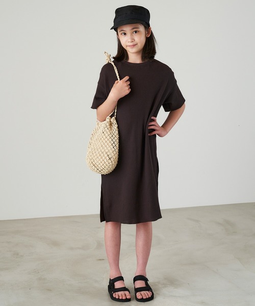 ＆yam（アンドヤム）の「バックシャン ワッフル サイドスリットワンピース（ワンピース・キッズ・ホワイト/グリーン/ブラック/ベージュ・120-130cm/150-160cm/130-140cm/110-120cm/140-150cm）」の12枚目の写真