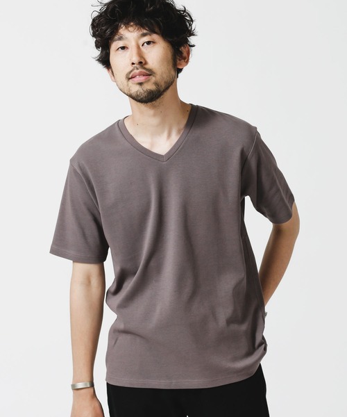 NANO universe（ナノユニバース）の「《イヤな臭いを軽減》Anti Smell VネックTシャツ 半袖（Tシャツ/カットソー・メンズ・ホワイト/ブラック/チャコール・S/M/L/XL）」の3枚目の写真