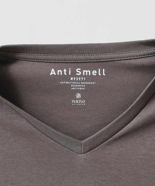 NANO universe（ナノユニバース）の「《イヤな臭いを軽減》Anti Smell VネックTシャツ 半袖（Tシャツ/カットソー・メンズ・ホワイト/ブラック/チャコール・S/M/L/XL）」の6枚目の写真