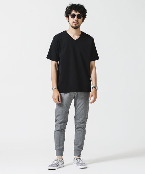 NANO universe（ナノユニバース）の「《イヤな臭いを軽減》Anti Smell VネックTシャツ 半袖（Tシャツ/カットソー・メンズ・ホワイト/ブラック/チャコール・S/M/L/XL）」の5枚目の写真