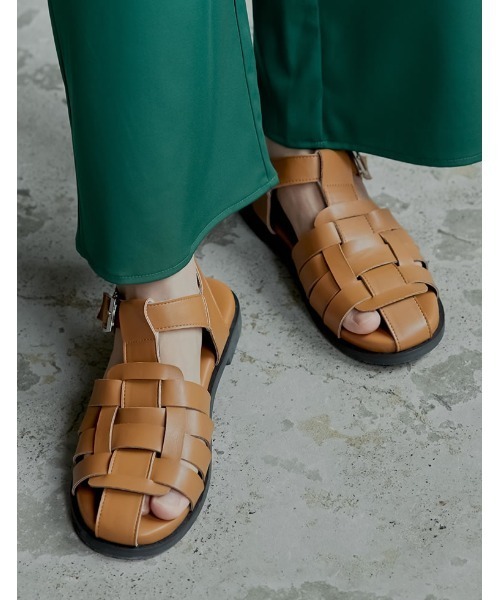 Re:EDIT（リエディ）の「[神山まりあさん着用]フェイクレザーグルカサンダル（サンダル・レディース・ブラック/キャメル/アイボリー・MEDIUM/X-LARGE/XX-LARGE/LARGE/SMALL）」の9枚目の写真