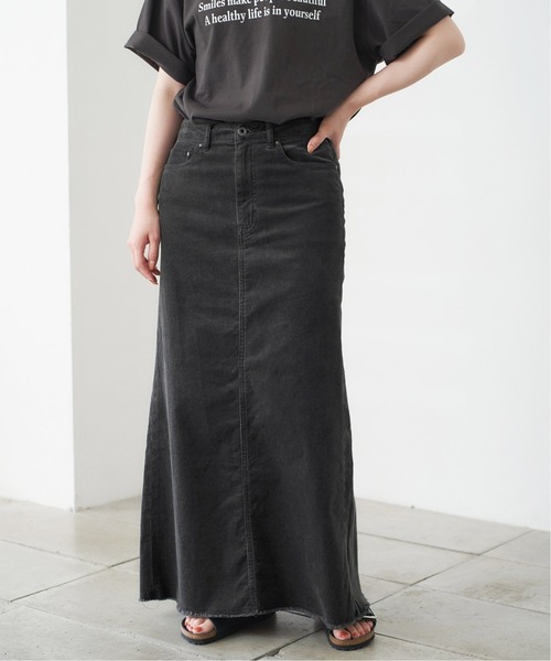 Spick & Span（スピックアンドスパン）の「コーデュロイマキシスカート◆（スカート・レディース・チャコールグレー/モカ/カーキ・34/36/38/40）」の5枚目の写真