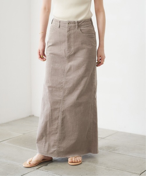 Spick & Span（スピックアンドスパン）の「コーデュロイマキシスカート◆（スカート・レディース・チャコールグレー/モカ/カーキ・34/36/38/40）」の9枚目の写真