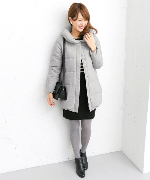 URBAN RESEARCH DOORS WOMENS（アーバンリサーチ ドアーズ ウィメンズ）の「DOORS ストレッチウールロングキルトジャケット（ダウンジャケット/コート・レディース・チャコールグレー/グレー・ONE）」の4枚目の写真