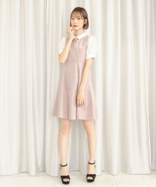 TITTY&CO.(ティティーアンドコー)の「フェザースリーブフレアワンピース(ワンピース・レディース・ライトブルー/ブラック/ピンク・SMALL/MEDIUM)」の19枚目の写真