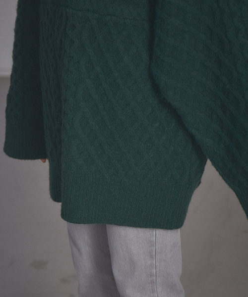 NOMINE（ノミネ）の「【展開店舗限定】オーバーサイズケーブルニット（ニット/セーター・レディース・グリーン/アイボリー/マスタード・フリー）」の15枚目の写真