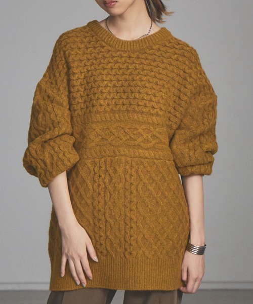 NOMINE（ノミネ）の「【展開店舗限定】オーバーサイズケーブルニット（ニット/セーター・レディース・グリーン/アイボリー/マスタード・フリー）」の4枚目の写真