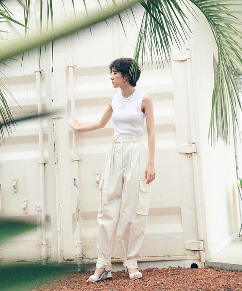 MATURED（マチュアード）の「【MATURED】ワークパンツ（その他パンツ・レディース・ホワイト/カーキ・1/2）」の2枚目の写真