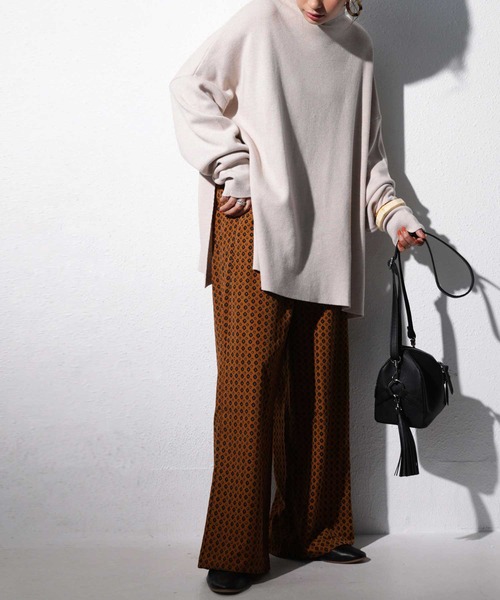 antiqua（アンティカ）の「上質ミラノリブ！丁寧に編まれたボトルネックニット（ニット/セーター・レディース・ブラック/ベージュ/ライム/パープル・FREE）」の14枚目の写真