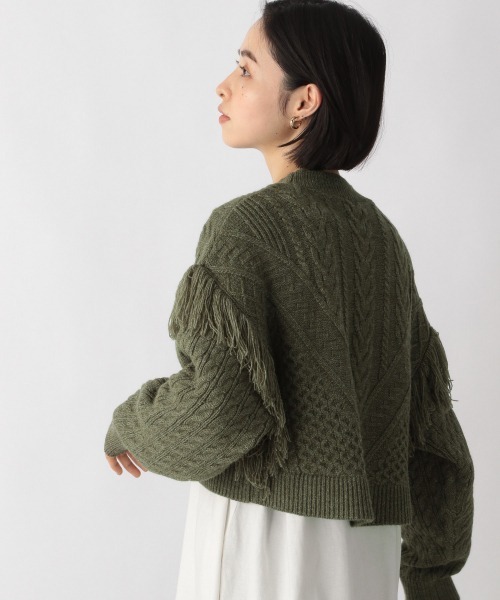 LOWRYS FARM（ローリーズファーム）の「フリンジケーブルショートプルオーバーLS　236945（ニット/セーター・レディース・アイボリー/ブラック/グリーン・FREE）」の12枚目の写真