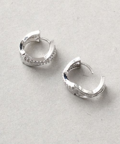 mame　マメクロゴウチ　ピアス　3連　フープ　ラインストーン付　両耳 mame マメクロゴウチ ピアス 3連 フープ ラインストーン付 両耳