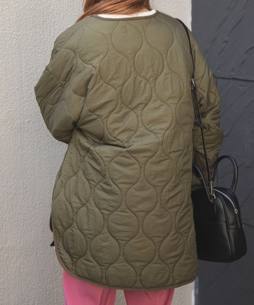 WEGO（ウィゴー）の「WEGO/ノーカラーキルティングミドルコート（ノーカラーコート・レディース・カーキ/アイボリー・FREE）」の15枚目の写真
