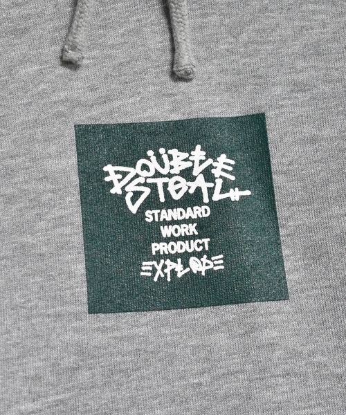 DOUBLE STEAL（ダブルスティール）の「Tagging Square Logo 裏起毛パーカー（パーカー・メンズ・ブラック/トップグレー・MEDIUM/LARGE/X-LARGE）」の5枚目の写真
