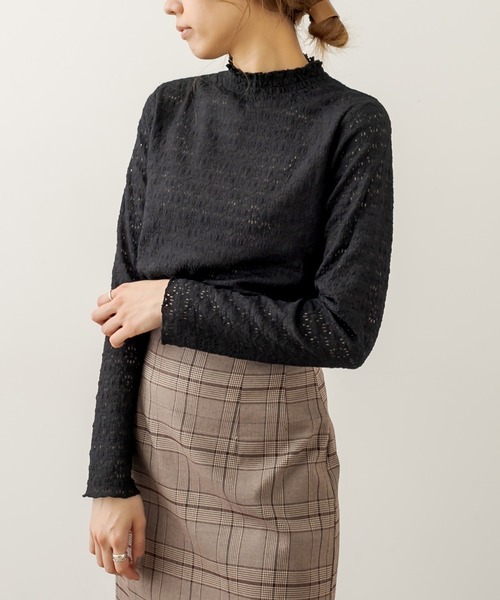 OLIVE des OLIVE（オリーブデオリーブ）の「メロウハイネックプルオーバー（Tシャツ/カットソー・レディース・ブラック/オフホワイト/ブルー/スミクロ・FREE）」の7枚目の写真