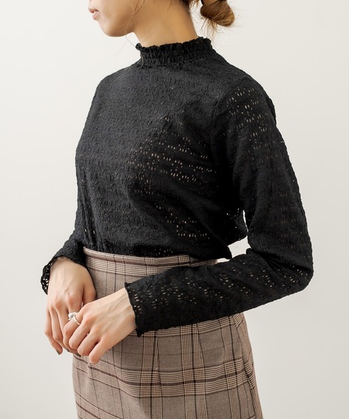 OLIVE des OLIVE（オリーブデオリーブ）の「メロウハイネックプルオーバー（Tシャツ/カットソー・レディース・ブラック/オフホワイト/ブルー/スミクロ・FREE）」の14枚目の写真