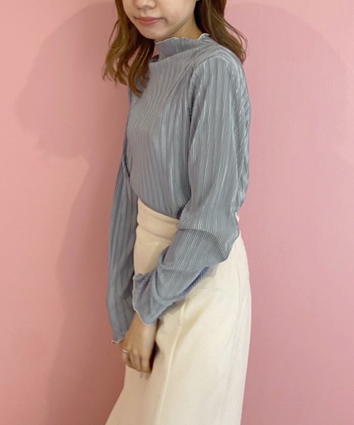 OLIVE des OLIVE（オリーブデオリーブ）の「メロウハイネックプルオーバー（Tシャツ/カットソー・レディース・ブラック/オフホワイト/ブルー/スミクロ・FREE）」の13枚目の写真