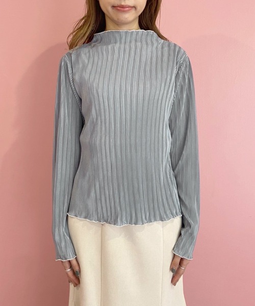 OLIVE des OLIVE（オリーブデオリーブ）の「メロウハイネックプルオーバー（Tシャツ/カットソー・レディース・ブラック/オフホワイト/ブルー/スミクロ・FREE）」の18枚目の写真