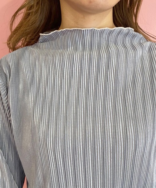 OLIVE des OLIVE（オリーブデオリーブ）の「メロウハイネックプルオーバー（Tシャツ/カットソー・レディース・ブラック/オフホワイト/ブルー/スミクロ・FREE）」の8枚目の写真