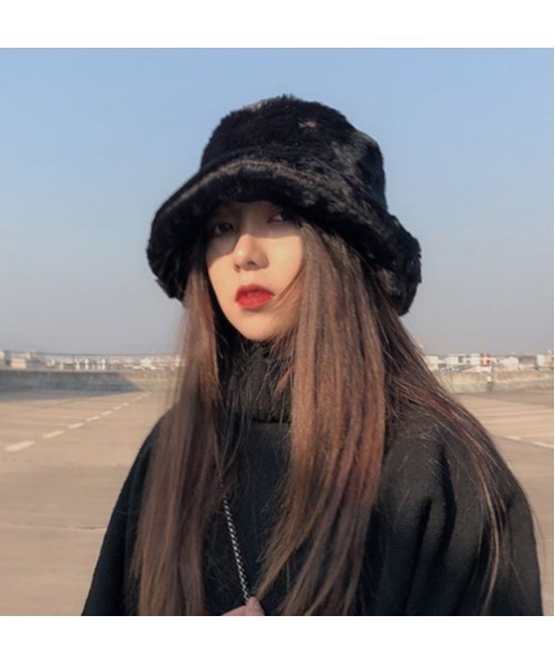 MAISON BREEZE(メゾンブリーズ)の「【MAISON BREEZE】フェイクファーバケットハット SCCH44(ハット・レディース・ホワイト/ブラック/ベージュ・FREE)」の2枚目の写真