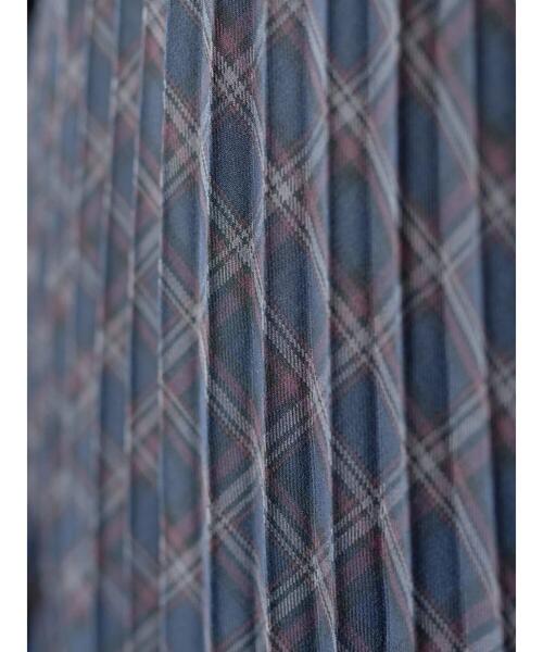 earth music&ecology(アースミュージックアンドエコロジー)の「チェックプリーツスカート*(スカート・レディース・ネイビー/ブラウン/グリーン・FREE)」の21枚目の写真