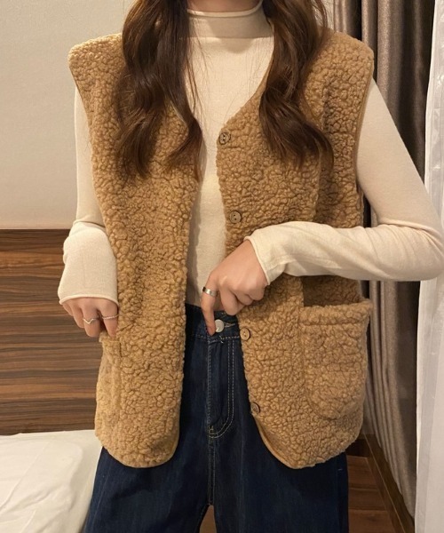 by muni:r（バイ ムニール）の「ラブリーボアベスト（テーラードジャケット・レディース・ホワイト/ベージュ/ブラウン/ピンク/クリーム・FREE）」の17枚目の写真