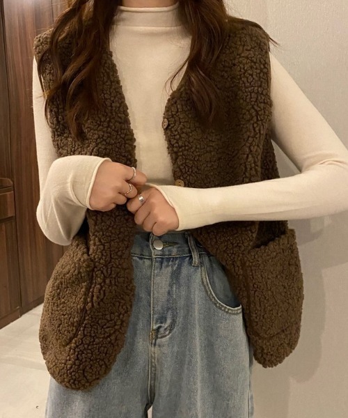 by muni:r（バイ ムニール）の「ラブリーボアベスト（テーラードジャケット・レディース・ホワイト/ベージュ/ブラウン/ピンク/クリーム・FREE）」の18枚目の写真