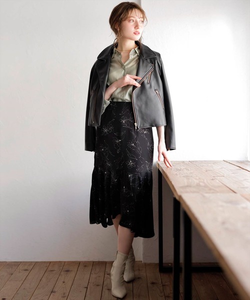 SWINGLE（スウィングル）の「エコレザーライダースジャケット（ライダースジャケット・レディース・ベージュ/カーキ/ブラック・SMALL/MEDIUM）」の6枚目の写真