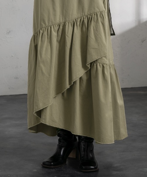 Ezick（エジック）の「イレギュラーティアードスカート（スカート・レディース・ホワイト/ブラック/オリーブ・FREE）」の12枚目の写真