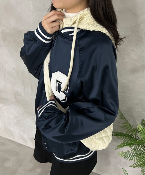 kutir（クティール）の「ラインリブサテンスタジャン（スタジャン・レディース・ブラック/ネイビー/レッド/グリーン・FREE）」の3枚目の写真