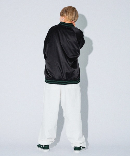 kutir（クティール）の「ラインリブサテンスタジャン（スタジャン・レディース・ブラック/ネイビー/レッド/グリーン・FREE）」の9枚目の写真