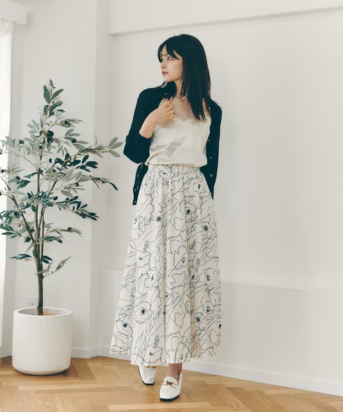 Lamoa（ラモア）の「Lamoa/パフスリーブ Vネック シアーカーディガン（カーディガン/ボレロ・レディース・ブラック/グリーン/グレー・FREE）」の8枚目の写真