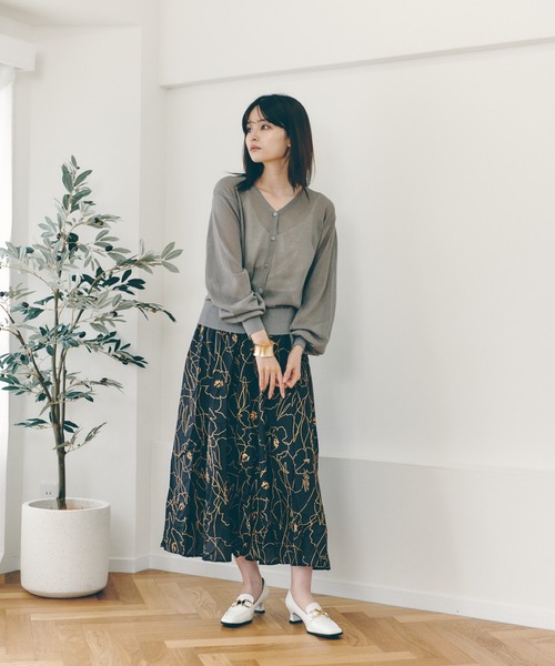 Lamoa（ラモア）の「Lamoa/パフスリーブ Vネック シアーカーディガン（カーディガン/ボレロ・レディース・ブラック/グリーン/グレー・FREE）」の11枚目の写真