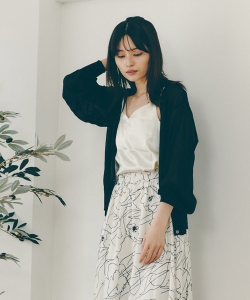 Lamoa（ラモア）の「Lamoa/パフスリーブ Vネック シアーカーディガン（カーディガン/ボレロ・レディース・ブラック/グリーン/グレー・FREE）」の15枚目の写真