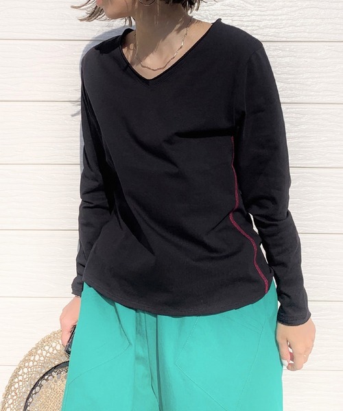 Q（キュー）の「デイリーロンT（Tシャツ/カットソー・レディース・ブラック/アイボリー・MEDIUM）」の2枚目の写真