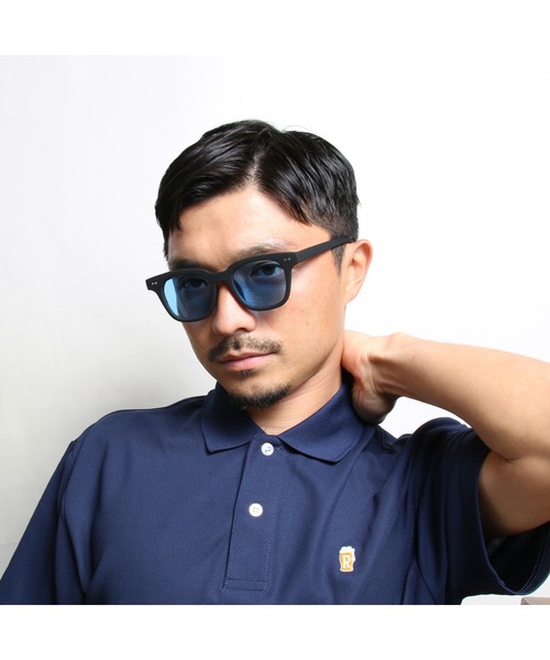 ANCHOR（アンカー）の「スクエアフレーム ブラックラバーサングラス（サングラス・メンズ・ブラック×グレー/ブラック×ブルー/ブラック×ベージュ・FREE）」の3枚目の写真