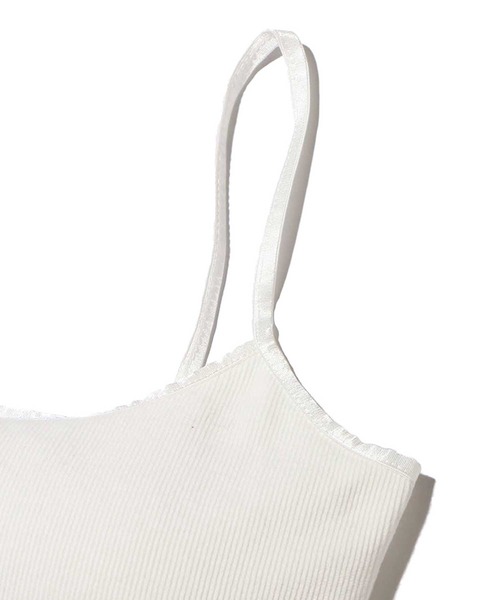 UGG(アグ)の「UGG@mos スクエアロゴ刺繍 リブキャミ / アグ スクエアロゴシシュウ リブキャミ(キャミソール・レディース・ブラック/ブラウン/ホワイト/ブルー・M/L)」の17枚目の写真