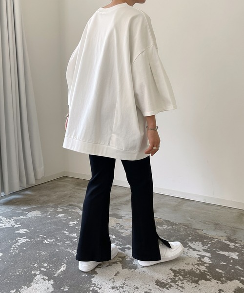 y/m by MIHO（イムバイミホ）の「ビッグシルエットTシャツ（Tシャツ/カットソー・レディース・ブラック/ホワイト・FREE）」の13枚目の写真