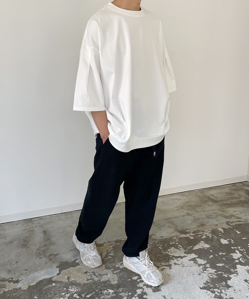 y/m by MIHO（イムバイミホ）の「ビッグシルエットTシャツ（Tシャツ/カットソー・レディース・ブラック/ホワイト・FREE）」の14枚目の写真