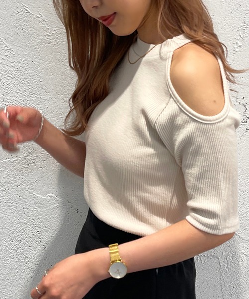 apres jour mignon(アプレジュールミニョン)の「デザインリブトップス【ZOZOTOWN限定アイテム】(Tシャツ/カットソー・レディース・ブラック/グリーン/アイボリー・フリー/X-LARGE)」の2枚目の写真