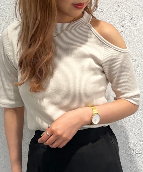 apres jour mignon(アプレジュールミニョン)の「デザインリブトップス【ZOZOTOWN限定アイテム】(Tシャツ/カットソー・レディース・ブラック/グリーン/アイボリー・フリー/X-LARGE)」の6枚目の写真
