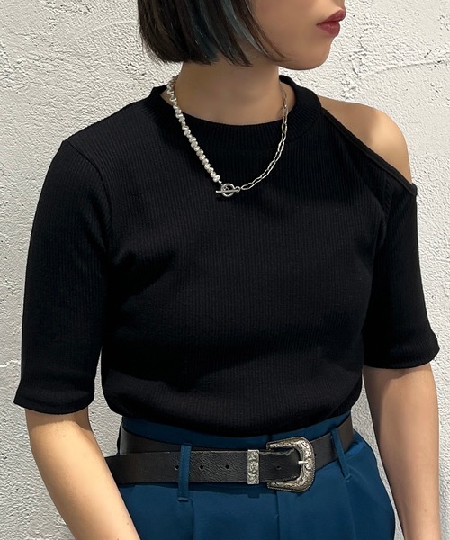 apres jour mignon(アプレジュールミニョン)の「デザインリブトップス【ZOZOTOWN限定アイテム】(Tシャツ/カットソー・レディース・ブラック/グリーン/アイボリー・フリー/X-LARGE)」の11枚目の写真