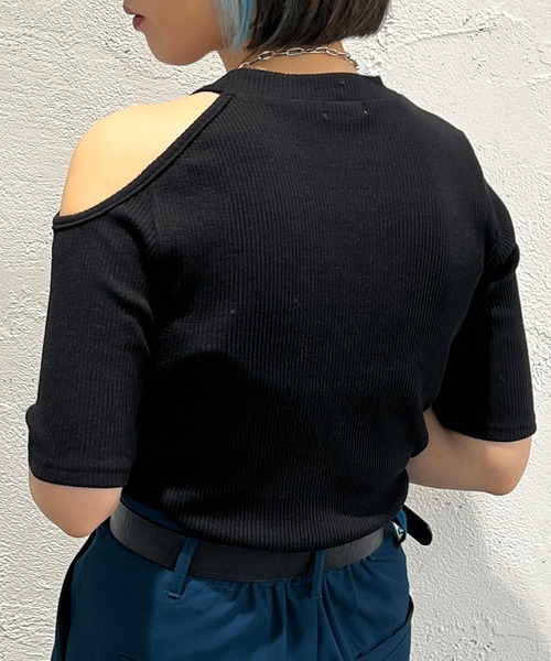 apres jour mignon(アプレジュールミニョン)の「デザインリブトップス【ZOZOTOWN限定アイテム】(Tシャツ/カットソー・レディース・ブラック/グリーン/アイボリー・フリー/X-LARGE)」の14枚目の写真