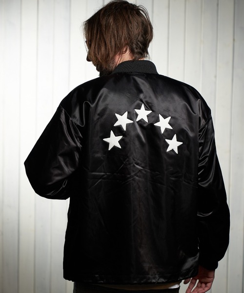 STUD MUFFIN(スタッドマフィン)の「STUD MUFFIN/スタッドマフィン/ナイロン/ファー レタードスターワッペン リブコーチジャケット(ナイロンジャケット・メンズ・ブラック・2/3/4)」の9枚目の写真