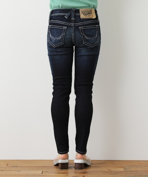 RODEO CROWNS WIDE BOWL（ロデオクラウンズワイドボウル）の「ADDICTIVE JF クラッシュTYPE2スキニー L（デニムパンツ・レディース・ライトブルー/ダークブルー・24inch/25inch/26inch/27inch/23inch）」の7枚目の写真