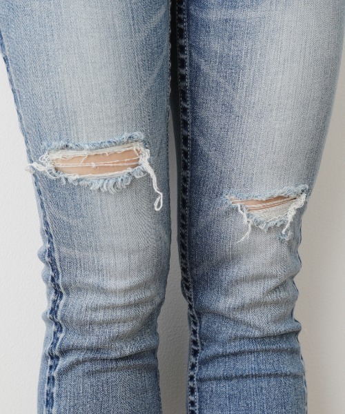 RODEO CROWNS WIDE BOWL（ロデオクラウンズワイドボウル）の「ADDICTIVE JF クラッシュTYPE2スキニー L（デニムパンツ・レディース・ライトブルー/ダークブルー・24inch/25inch/26inch/27inch/23inch）」の14枚目の写真